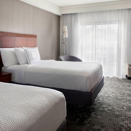 Sonesta Select Boston Milford Hotel Buitenkant foto